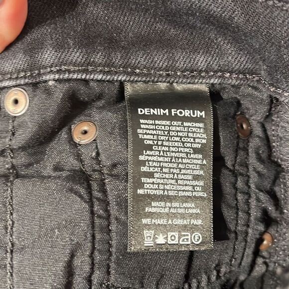 Denim Forum The Arlo Short in black eyeliner - size 24 - Picture 11 of 12